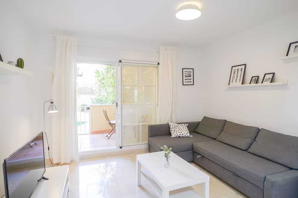Estudio Poseidon en la playa Nerja 1