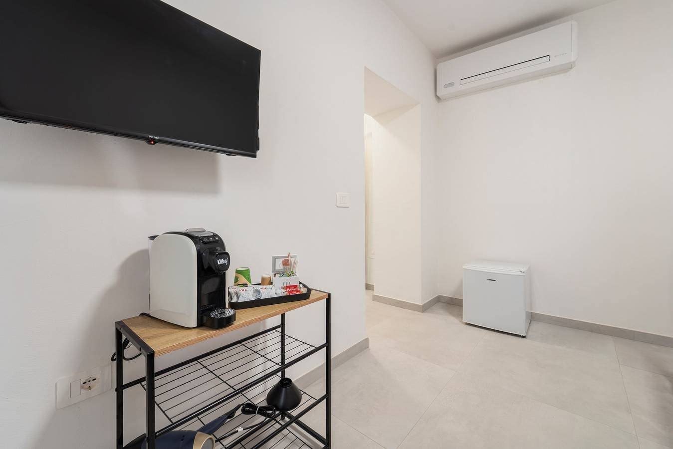 Foto 8 von 22: Villa Giovia: Doppelzimmer 1