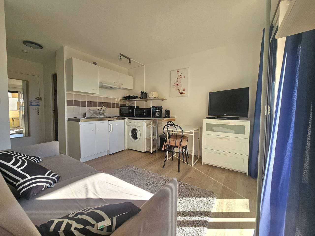Foto 4 von 12: Gemütliches Studio mit Balkon, südlich ausgerichtet, in Balaruc-les-Bains, Nähe Therme