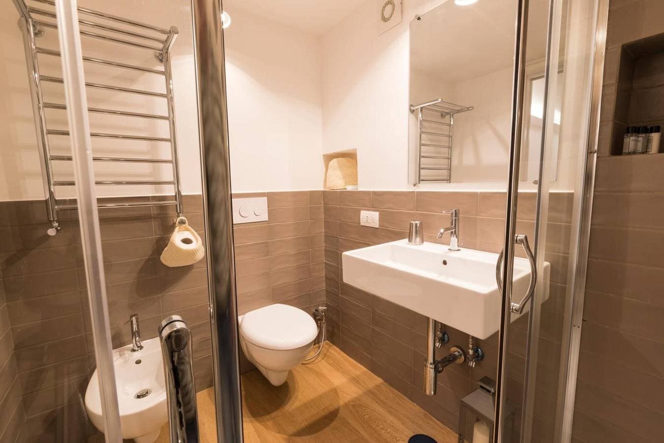 Foto 8 von 14: Apartment 'Fabrizio Ai Gradoni Di Chiaia' mit Balkon, WLAN und Klimaanlage