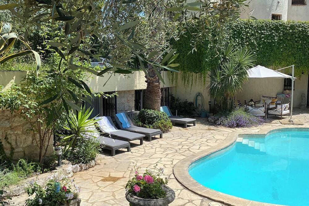 Foto 12 von 26: Sweet Pea sunny cottage in Vence with pool garden private parking