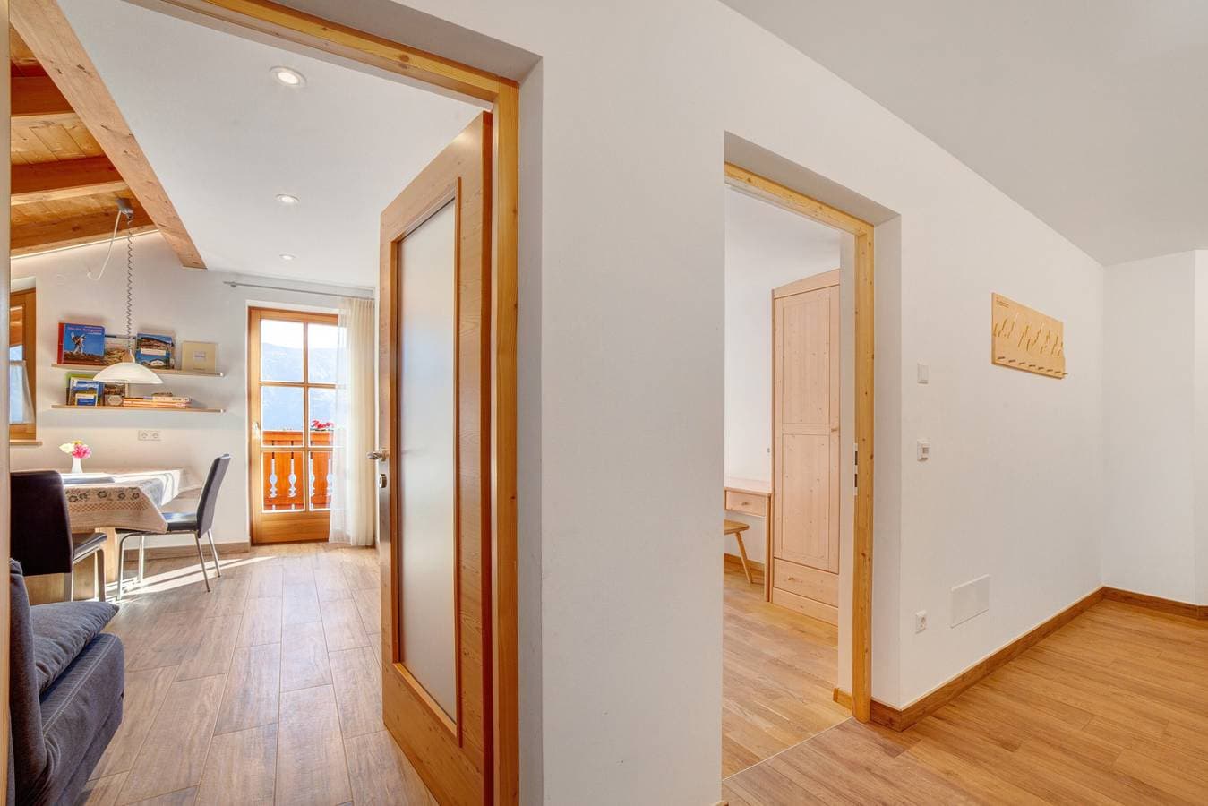 Foto 11 von 20: Ferienwohnung 'Ausergrubhof Wohnung Partschins' mit Bergblick, Gemeinschaftsgarten und WLAN