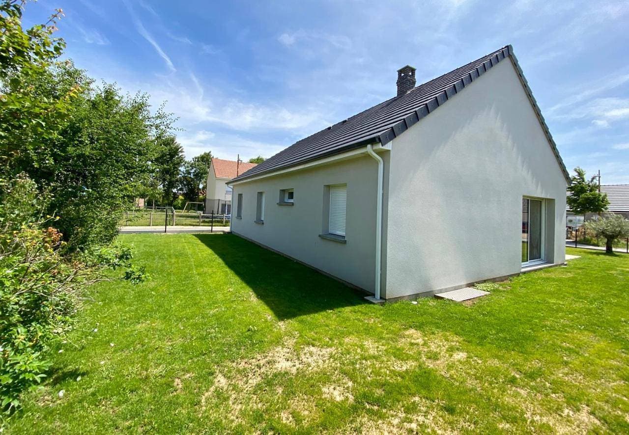 Foto 6 von 27: Three-Bedroom House