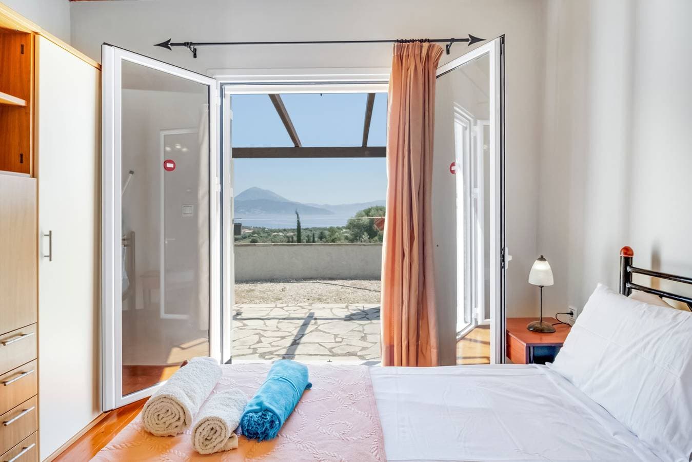 Foto 11 von 27: Villa Jimmy's Katomeri 3 mit Meerblick, WLAN und Klimaanlage