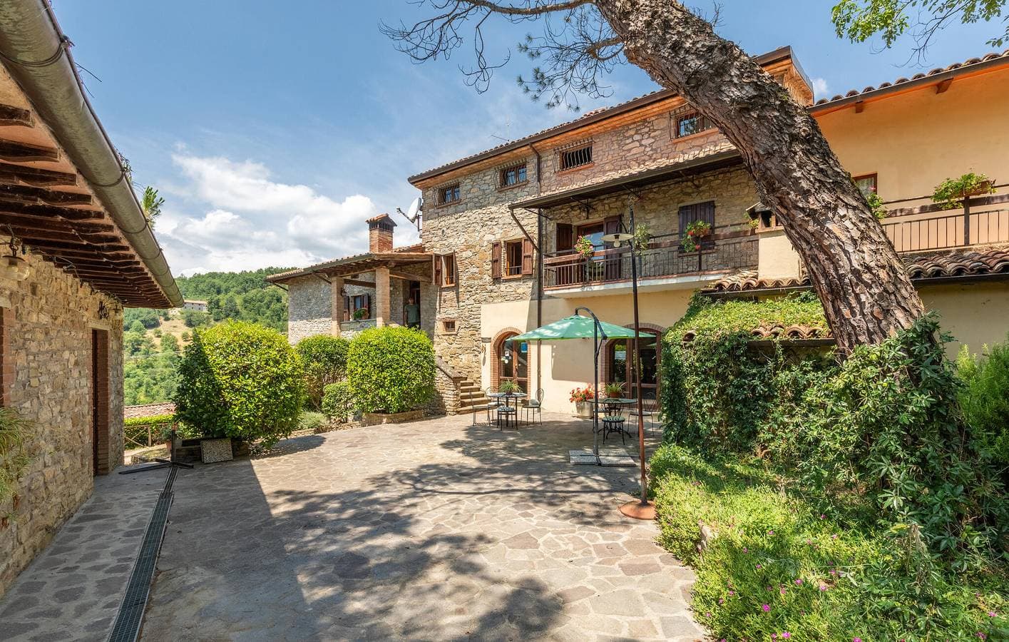 Foto 2 von 38: Gemütliche Wohnung mit Pool, Garten & WiFi in der Nähe von Monte Santa Maria Tiberina