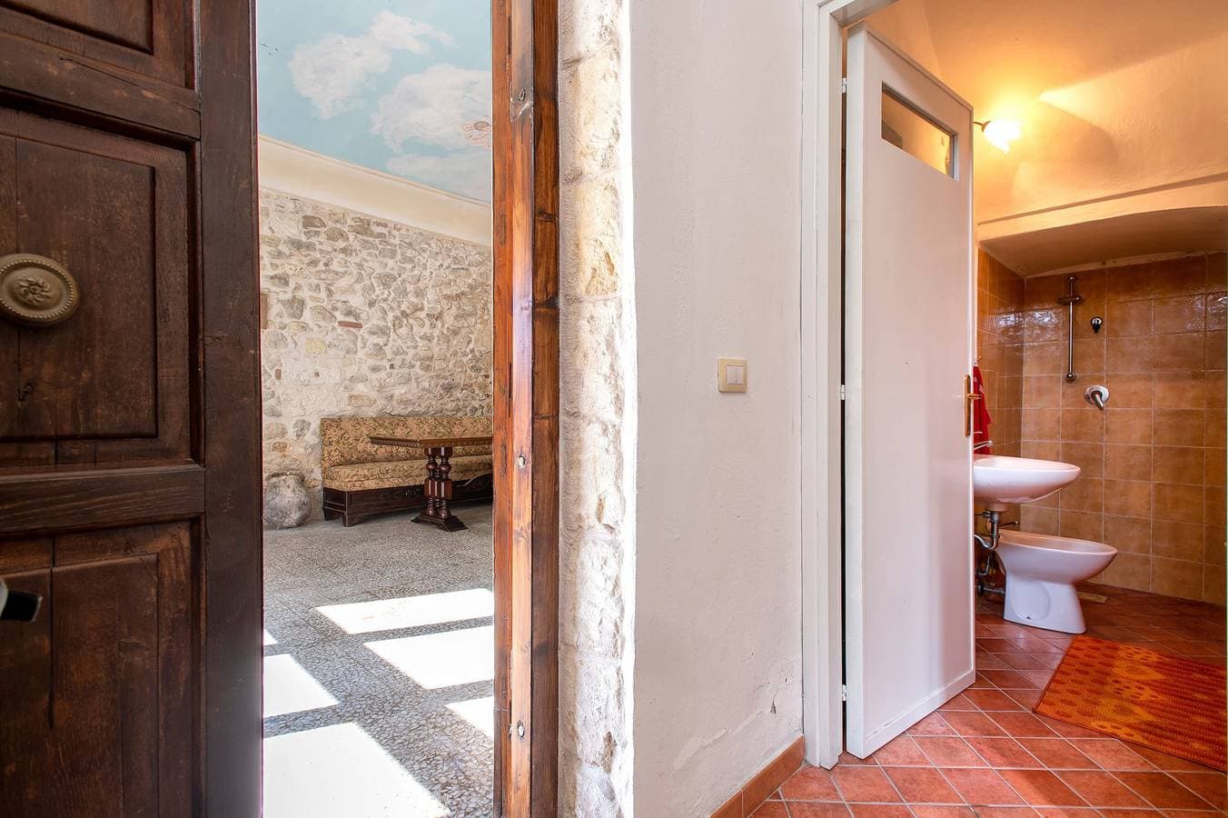 Foto 4 von 27: Ferienwohnung 'Il Conte' mit Bergblick, WLAN und Klimaanlage