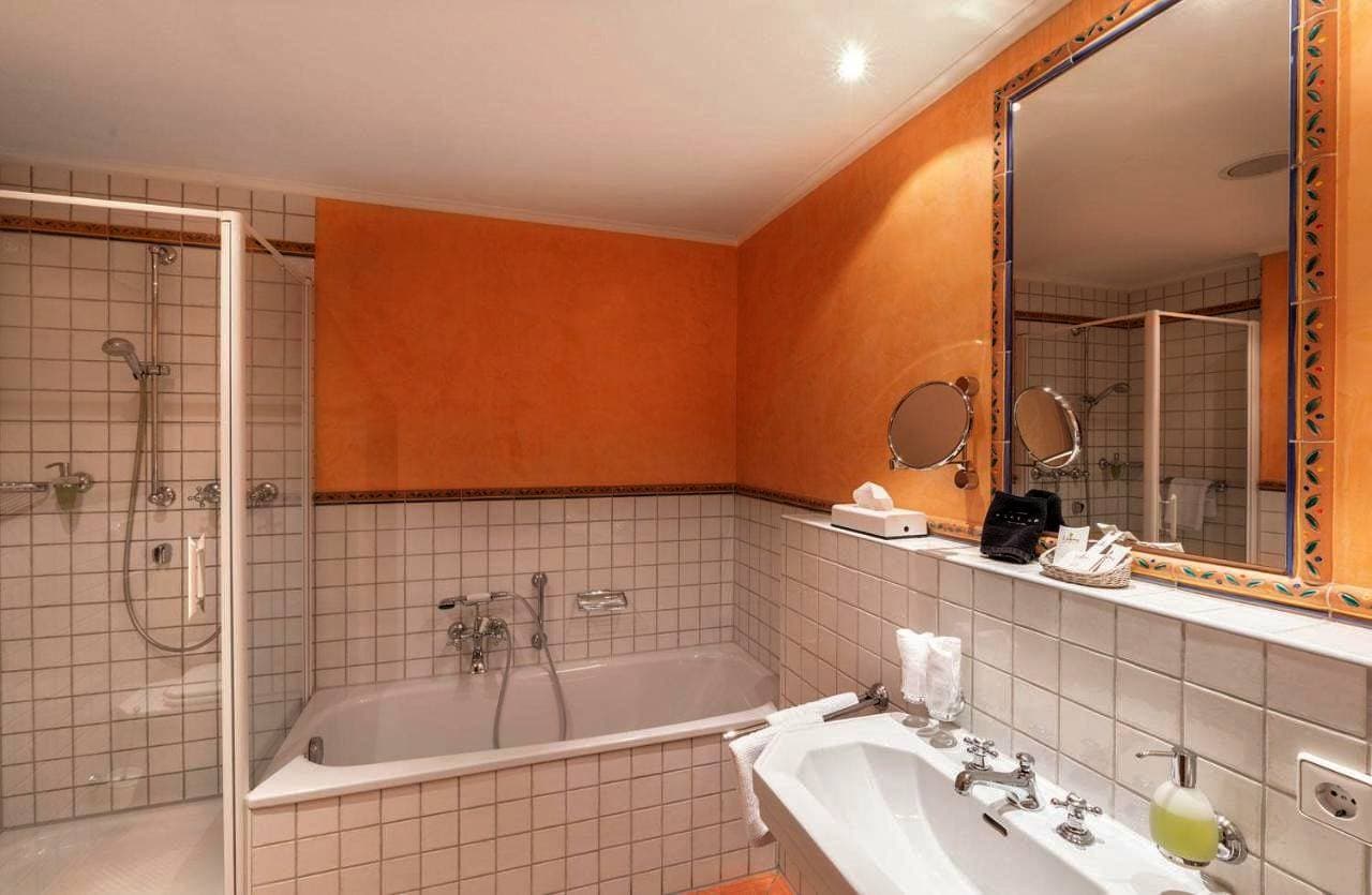 Foto 2 von 60: Hotel für 2 Personen mit Garten