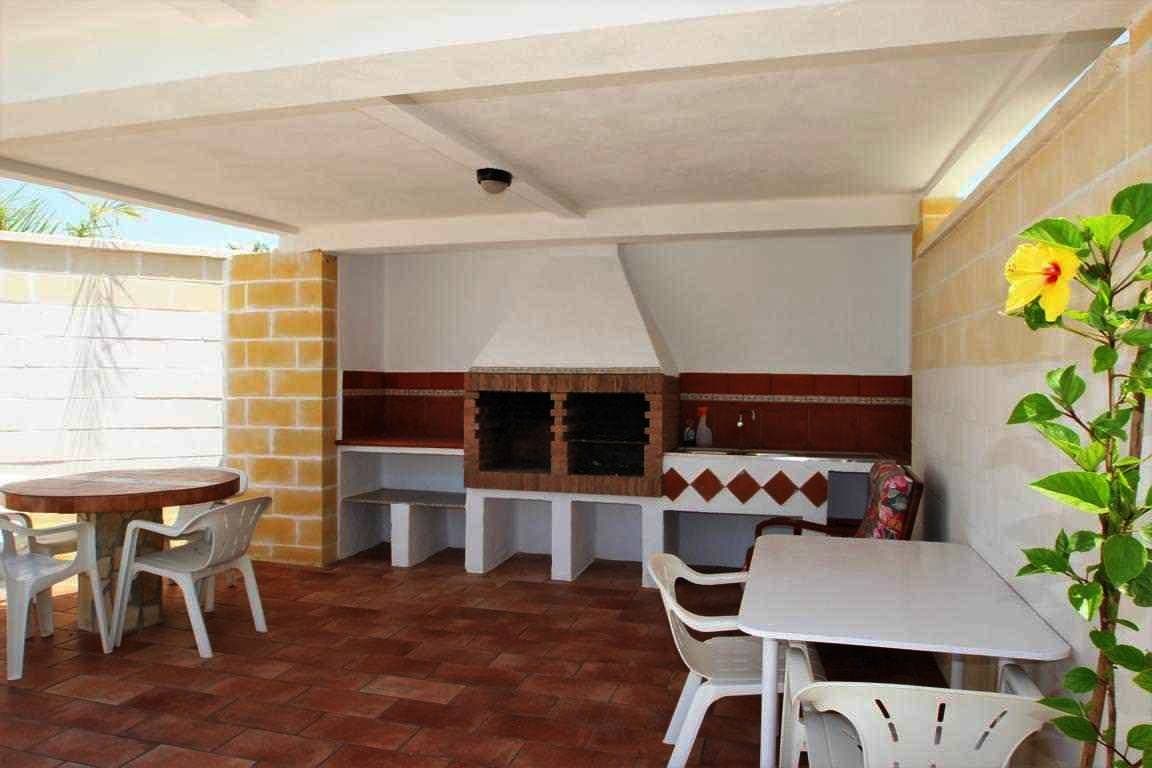 Foto 5 von 13: Privater Pool, nahe des Strandes Fuente del Gallo, Grillterrasse, Wifi  - Casa Eugenia -