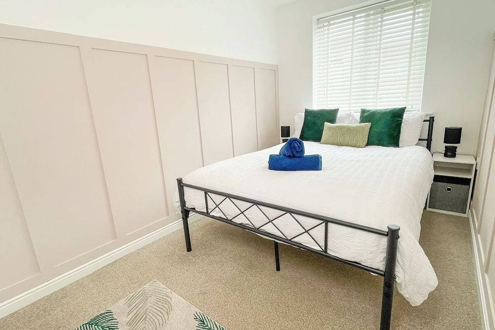 Foto 4 von 26: Emerald House -3 bed - Free Parking