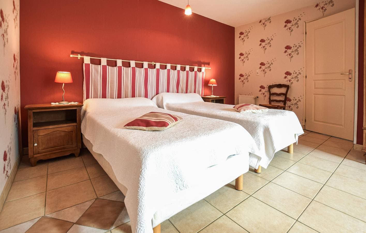 Foto 12 von 26: Montchamp Garden Apartment – WLAN, TV, Parkplatz – Stadt 2 km, Fluss 1000 m