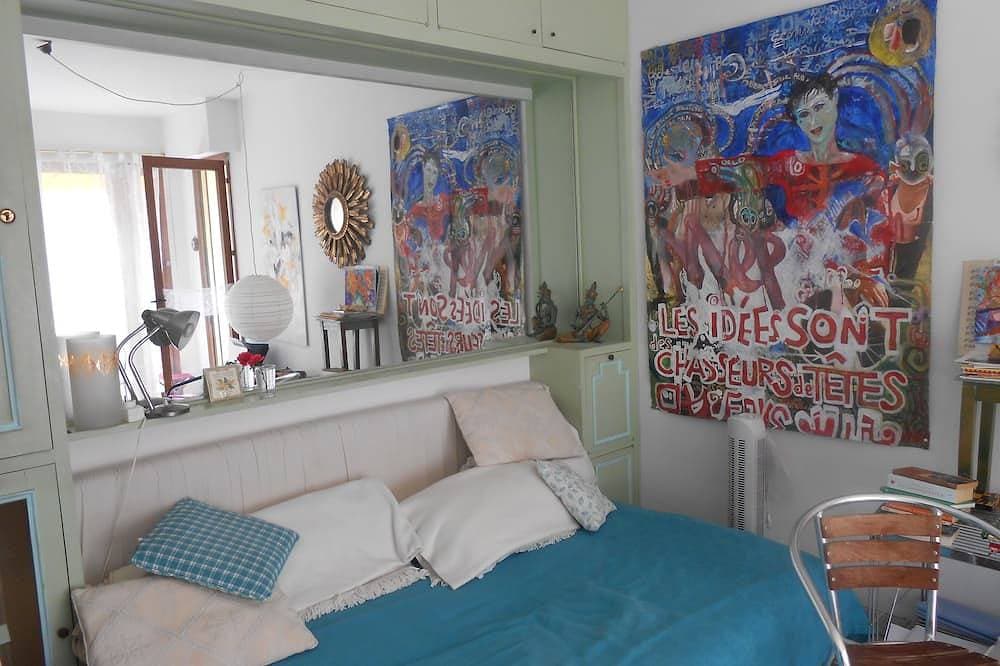 Foto 3 von 30: Charmante 2 Zimmer Wohnung, kleine Terrasse   mit Blick aufs Meer