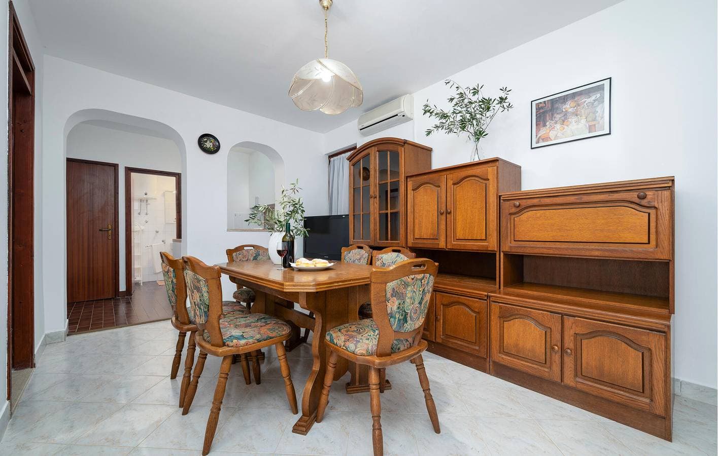 Foto 11 von 23: Gemütliche 2-Zimmer-Wohnung mit Terrasse, WLAN und Zugang zum Strand