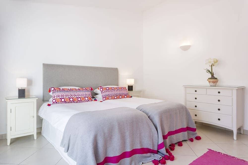 Foto 5 von 30: Villa mit eigenem beheizten Pool im Herzen des Vale Do Lobo