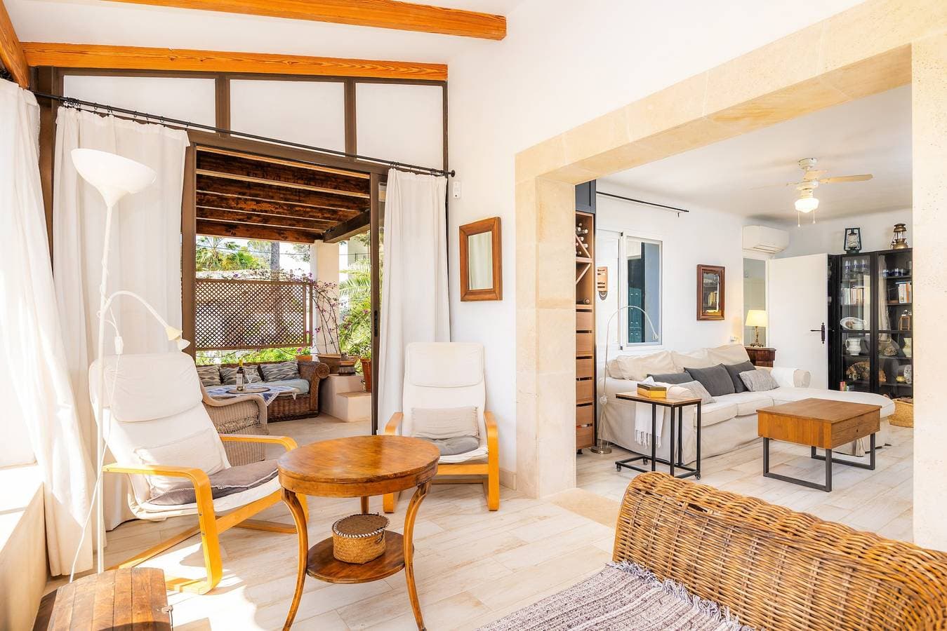 Foto 7 von 41: „Cel Pins“ Ferienhaus mit Apartment, privater Terrasse, WLAN und Klimaanlage