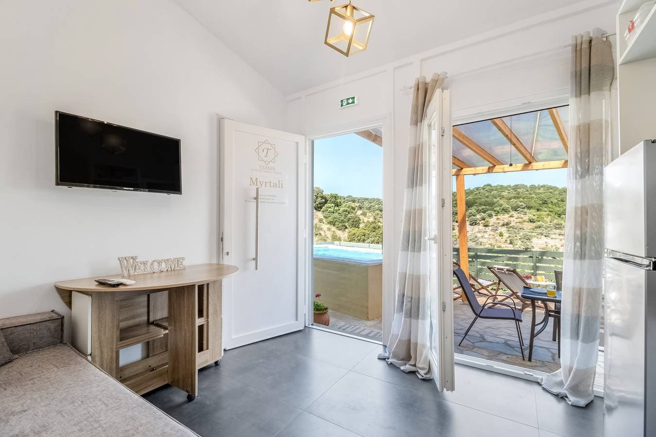 Foto 4 von 21: Villa "Μyrtali" mit Meerblick, 2 privaten Terrassen und WLAN