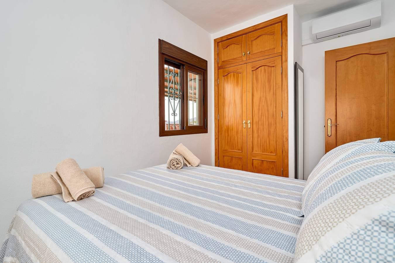 Foto 10 von 30: Ferienhaus 'Carmela' mit Bergblick, WLAN und Klimaanlage