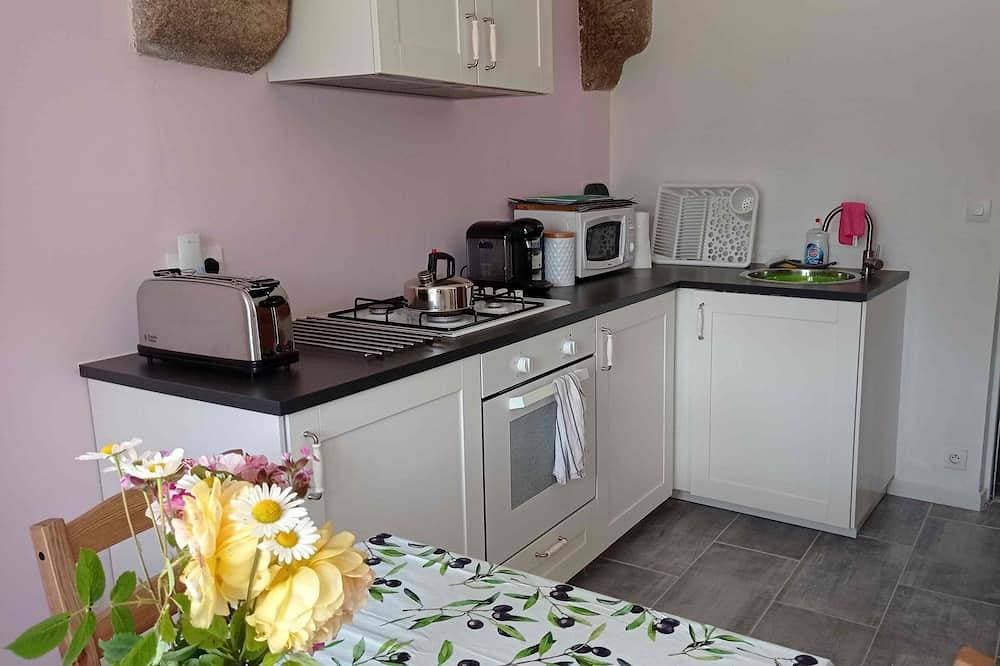 Foto 10 von 20: Four person cottage with heated/covered pool & private jacuzzi, 3 star rated