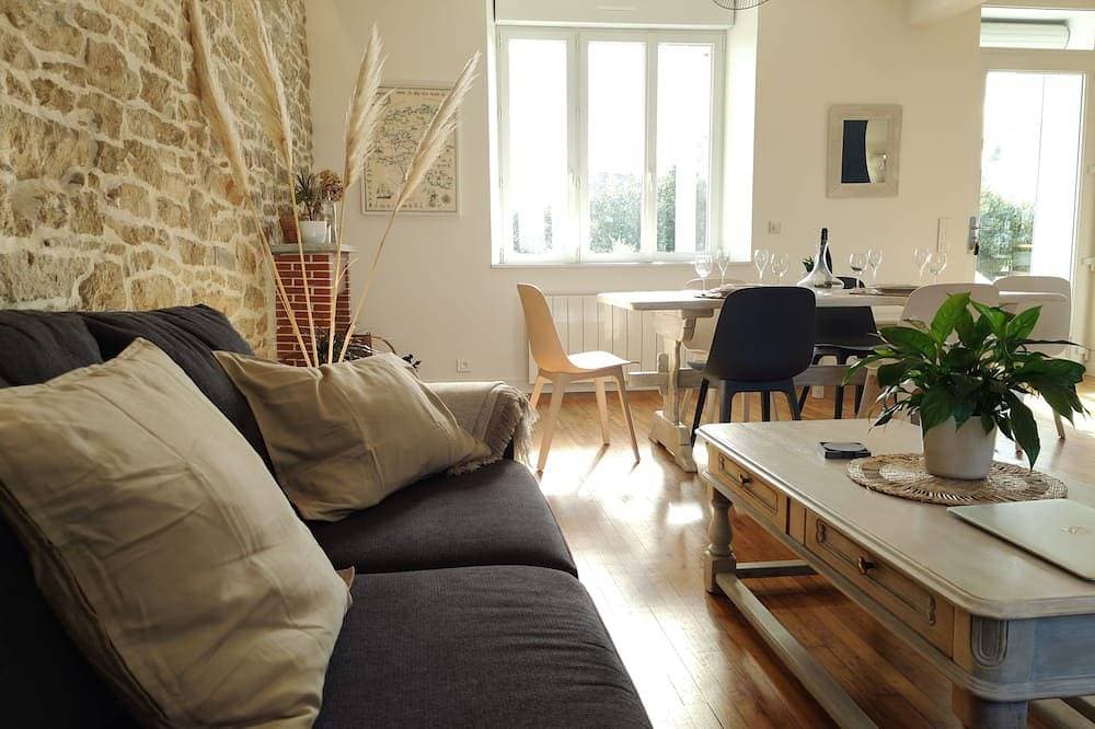 Avel Dro House – Pointe du Raz – 4 Personen – 2 Badezimmer – Garten 1