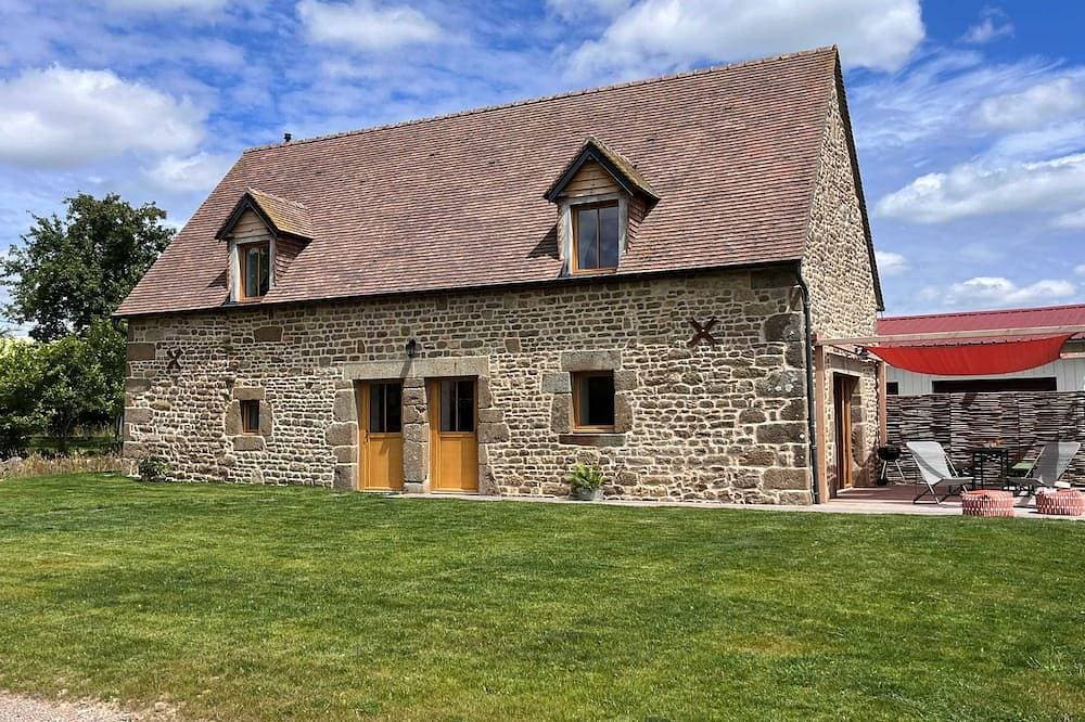 Domaine de la Blanchère - Maison de Campagne Avec Piscine / Spa, Suisse Normande 1