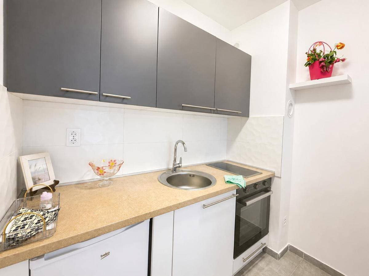 Foto 4 von 28: Studio Apartment
