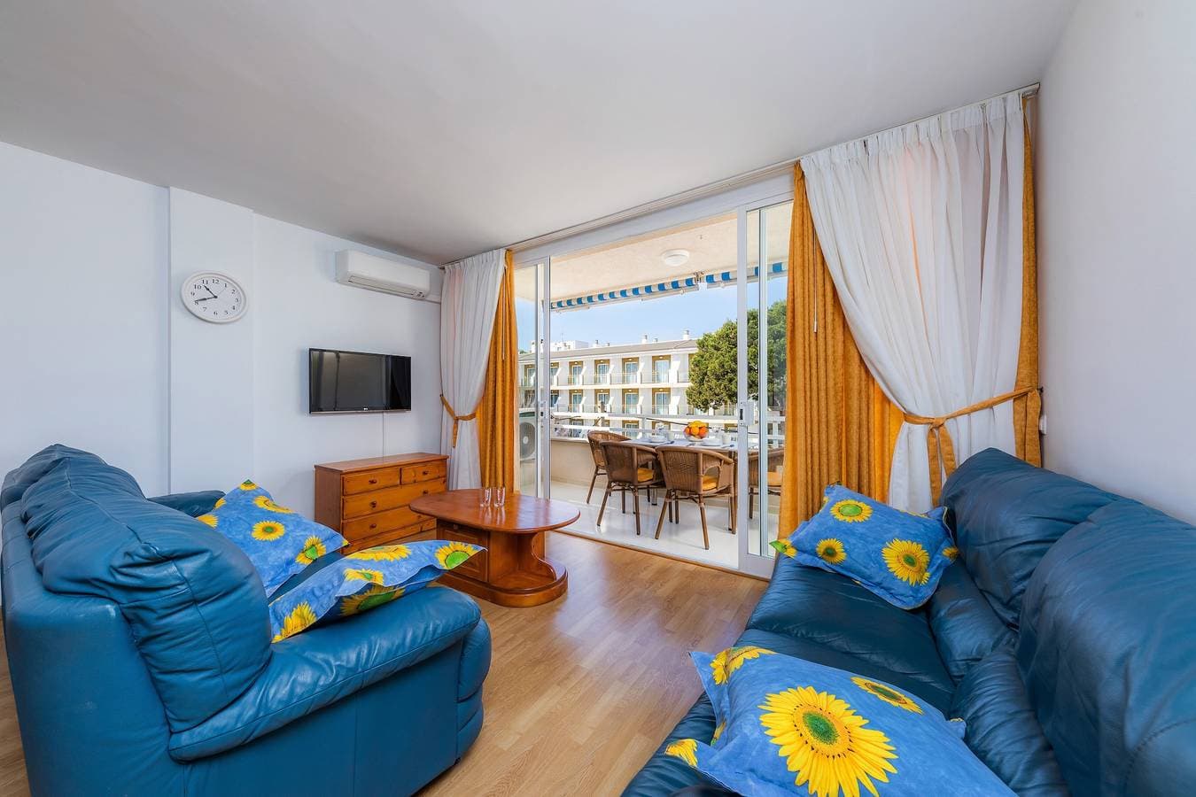Foto 5 von 25: Ferienwohnung Casa Laura mit WLAN, Balkon & Garten