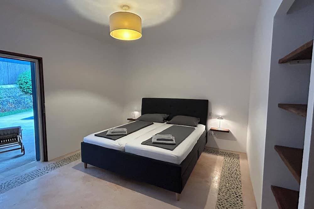 Foto 3 von 21: Casa Grillon mit beheizbarem Pool / Wifi / ruhige Lage / 6 Personen