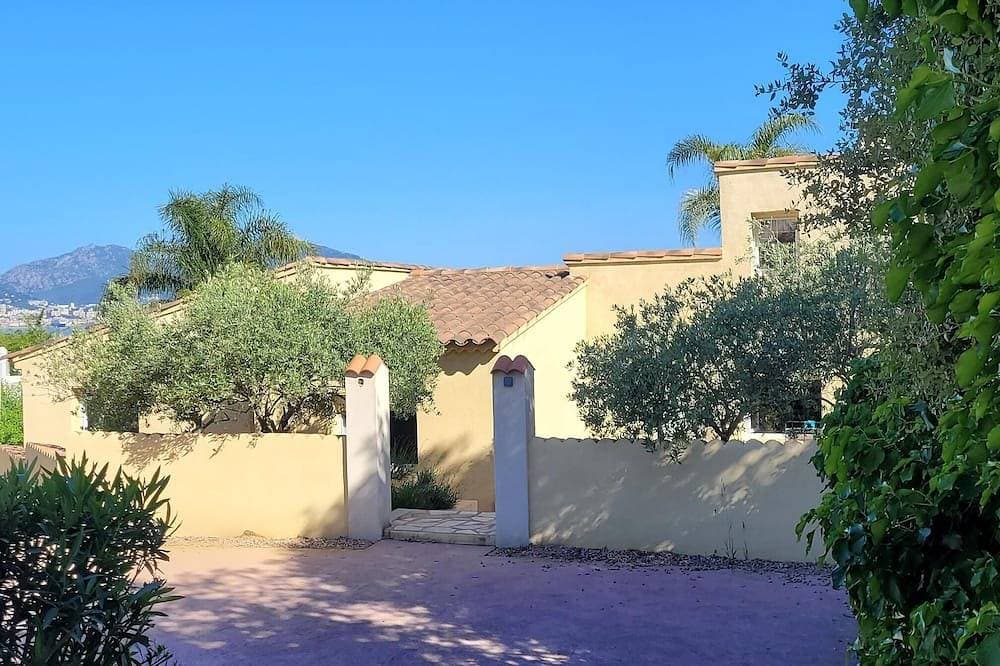 Foto 8 von 21: Villa mit Pool nahe dem Strand, für 4 Personen, komplett ausgestattet