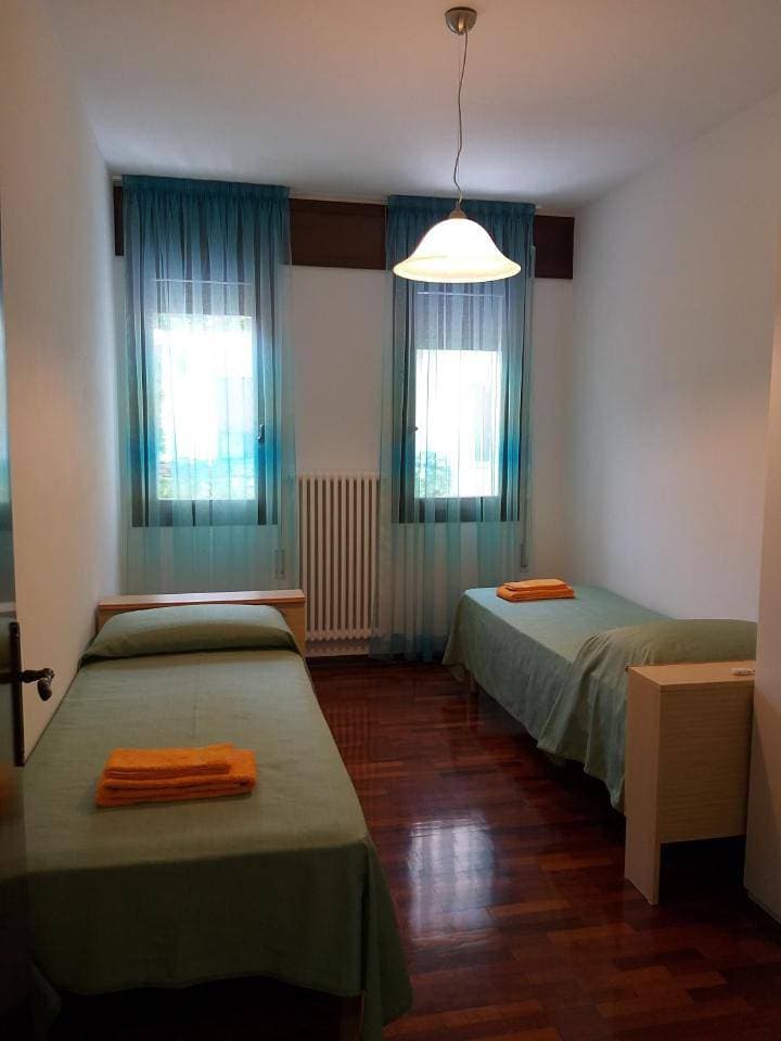 Foto 7 von 32: Three-Bedroom Apartment