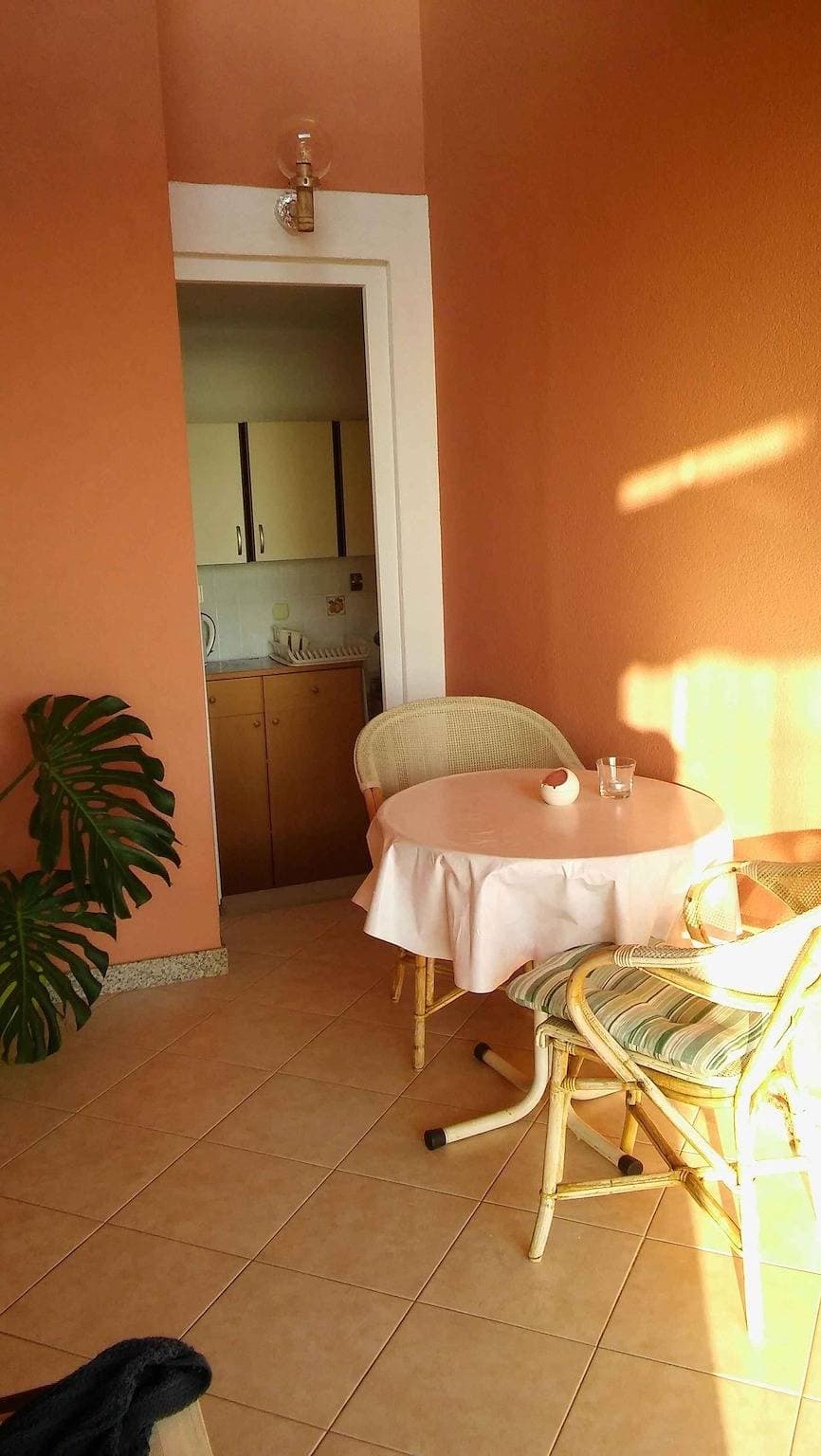 Foto 9 von 21: Ferienwohnung mit Terrasse und Klimaanage