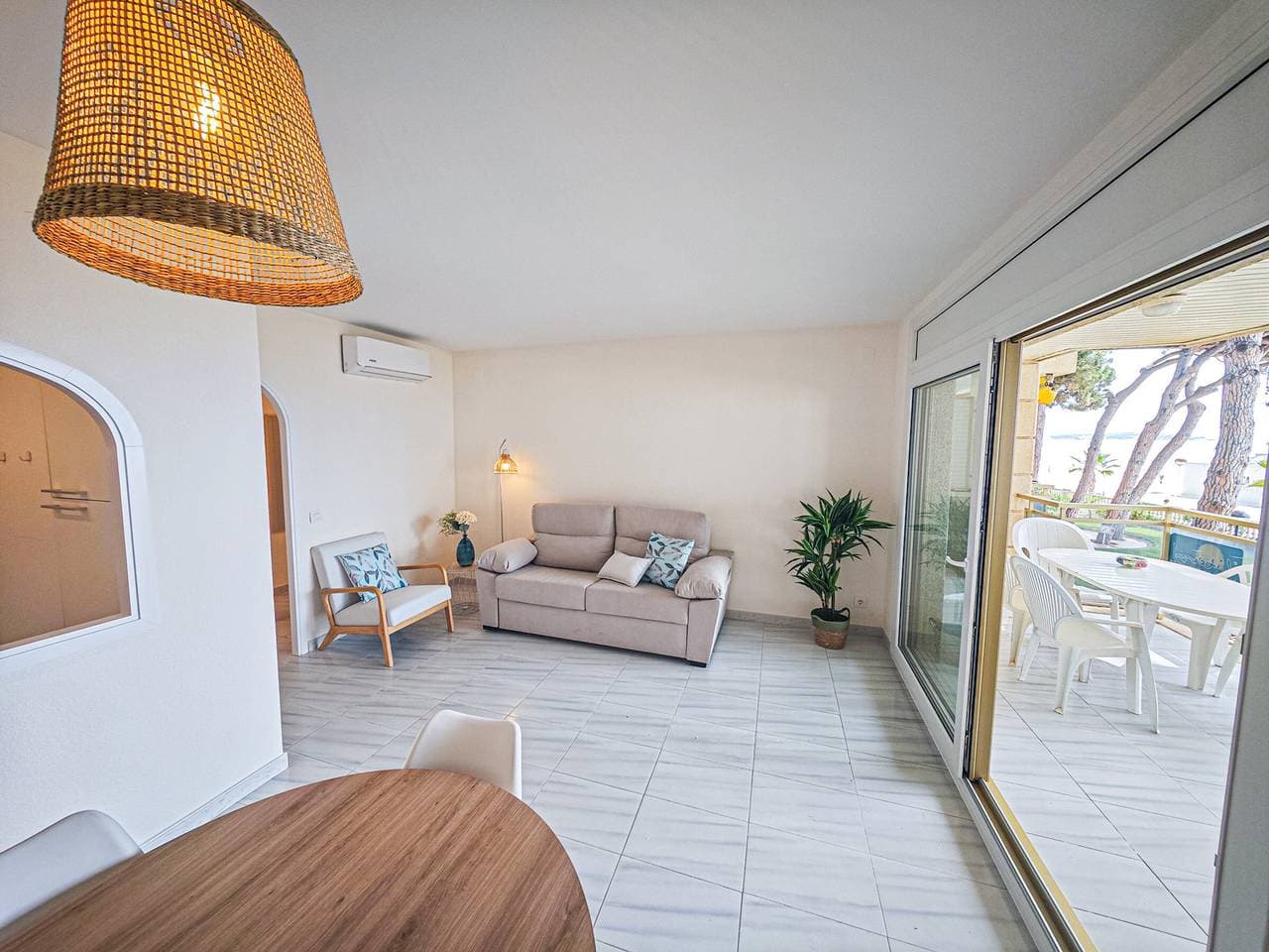 Foto 13 von 36: Charmante Familienwohnung am Meer, 4 Personen, Terrasse