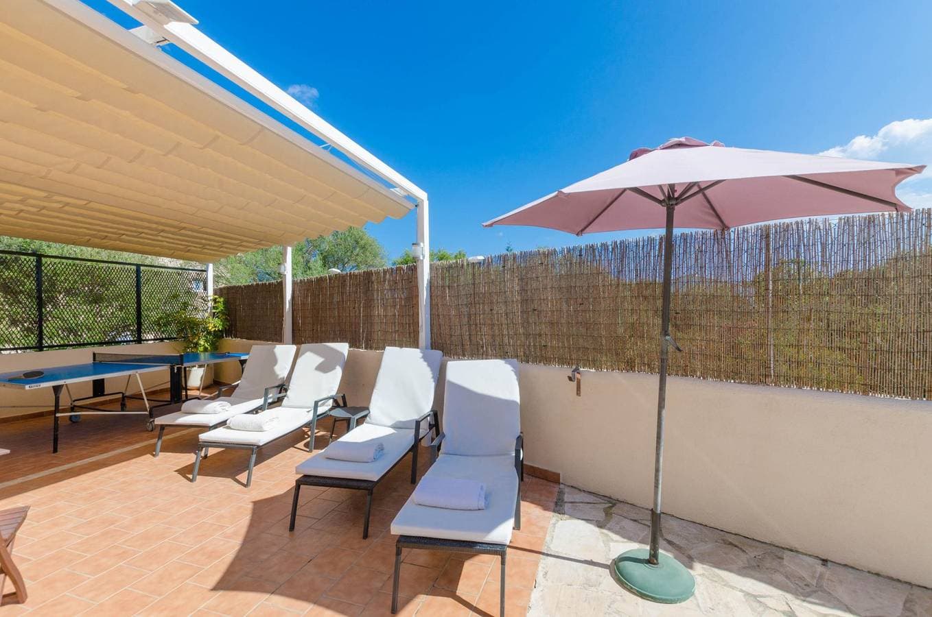 Foto 3 von 39: Casa Lena - Ferienhaus mit privaten Pool in Portocolom. WiFi gratis