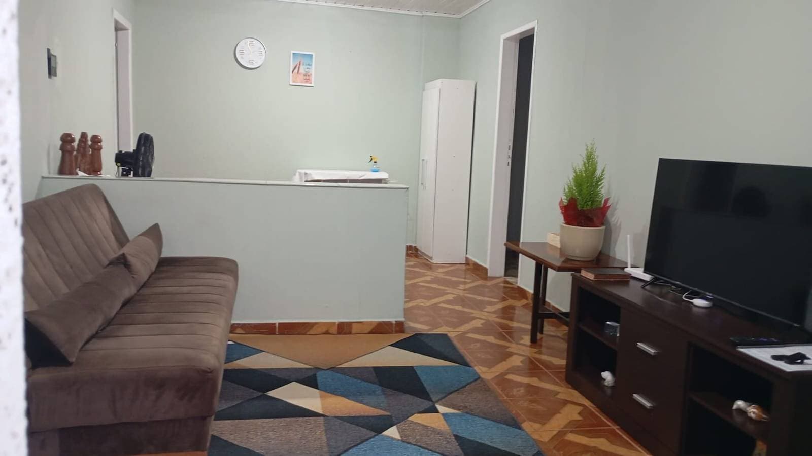 Foto 2 von 41: Luxuriöses, geräumiges Haus für bis zu 09 Personen in der Guaritá-Straße