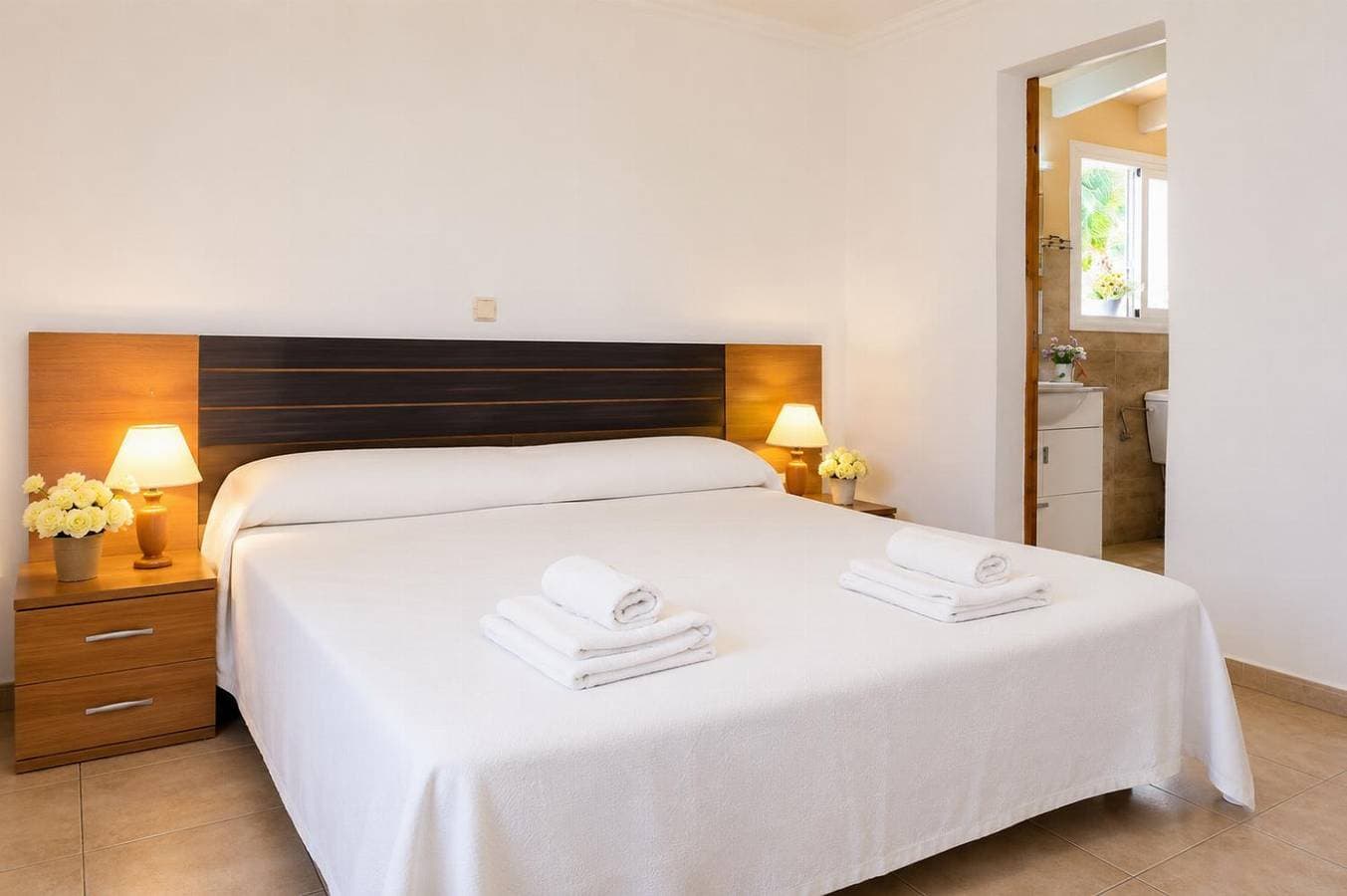 Foto 9 von 19: Villa für 8 Personen mit Meerblick