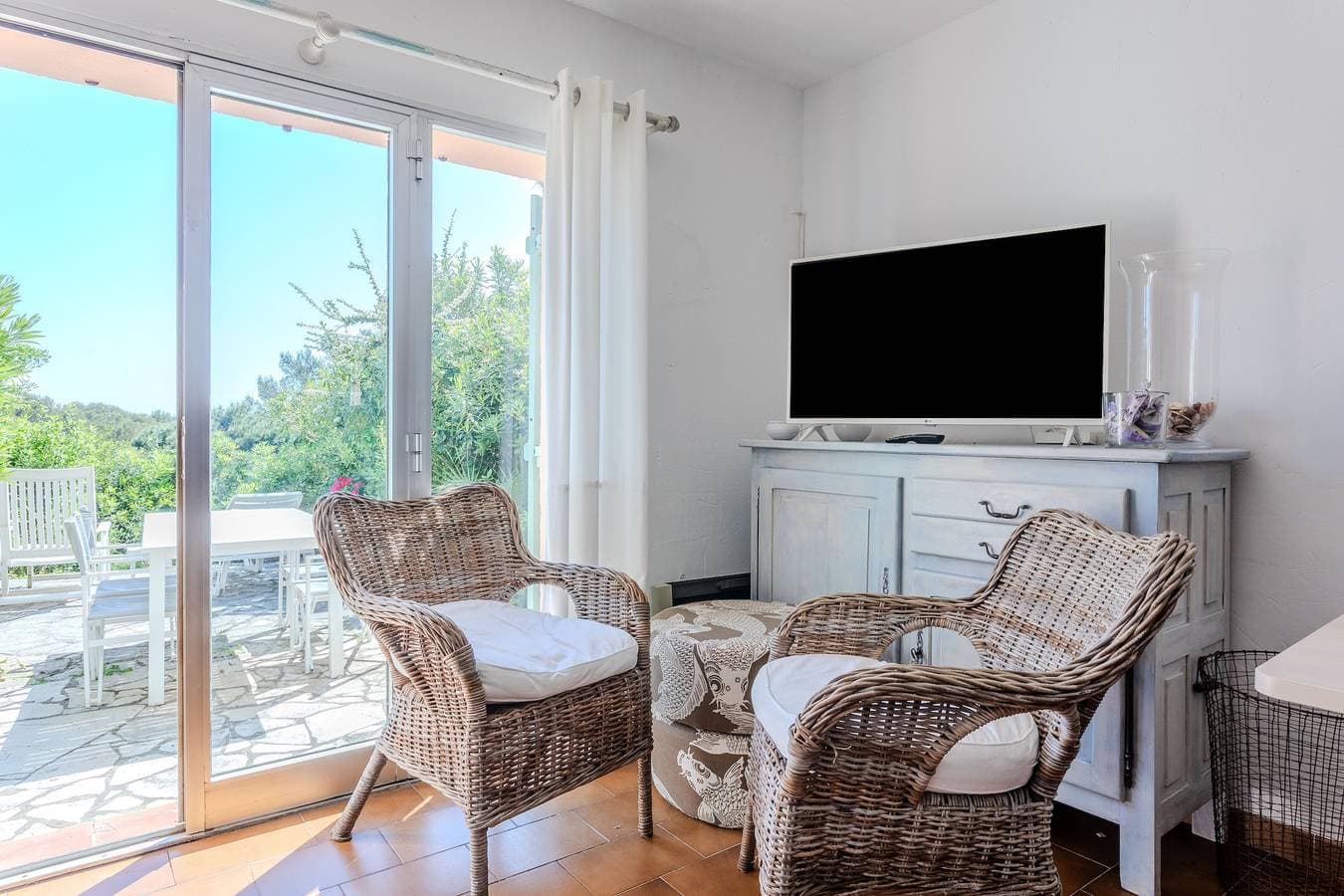 Foto 5 von 30: Ferienhaus 'Maison De Gathen' mit Meerblick, Gemeinschaftspool und Klimaanlage