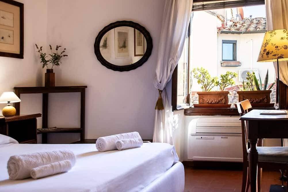 Foto 6 von 30: Charmante, romantische Wohnung, Ponte Vecchio (50 m), Klimaanlage, WIFI, Aufzug, voll ausgestattet