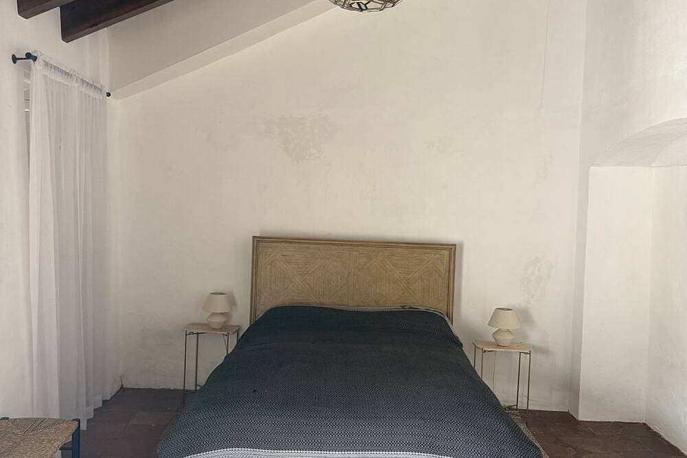Foto 4 von 22: Casa Entre Lunas - Stylish Rustic Retreat in Historic Mountain Village