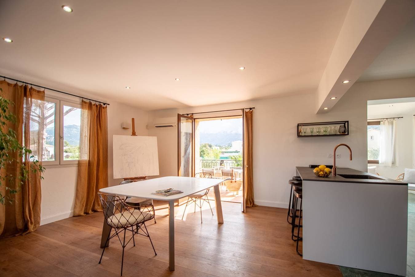 Foto 3 von 29: Ferienwohnung für 4 Personen mit Garten