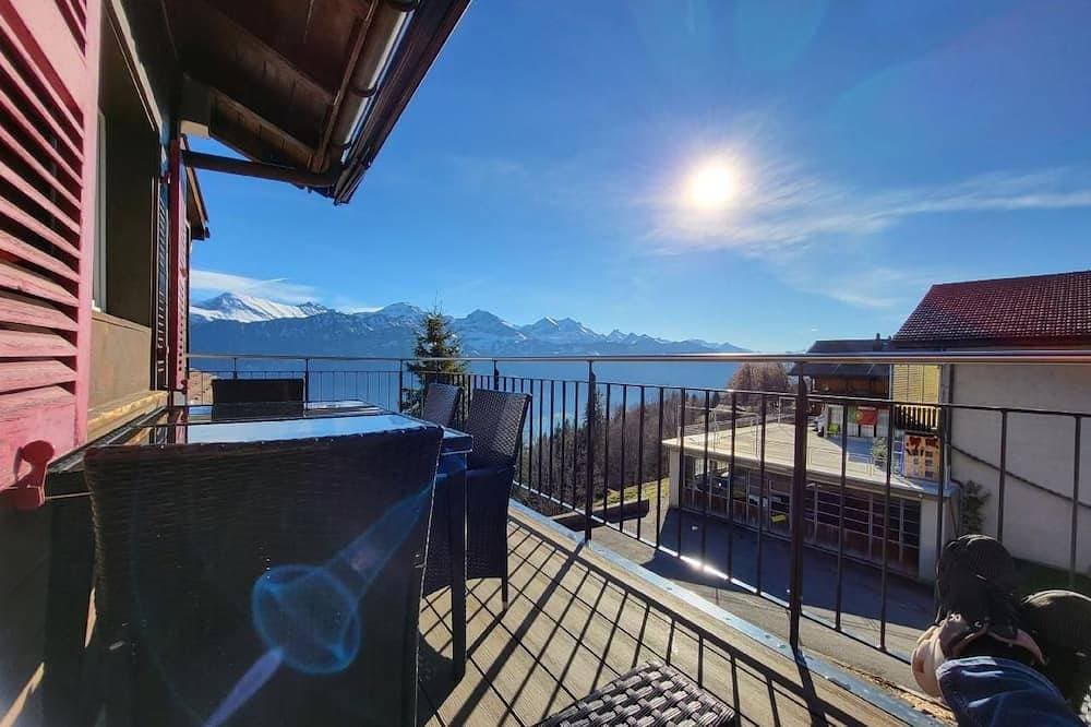 Chalet Lilo Big view 1