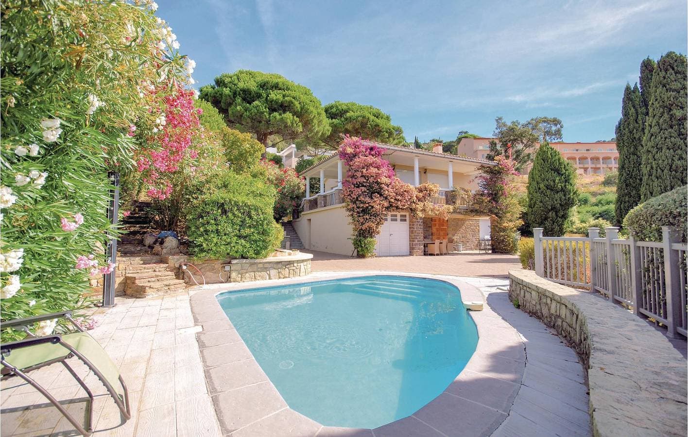 Appartement am Pool in der Nähe des Plage du Figuier 1
