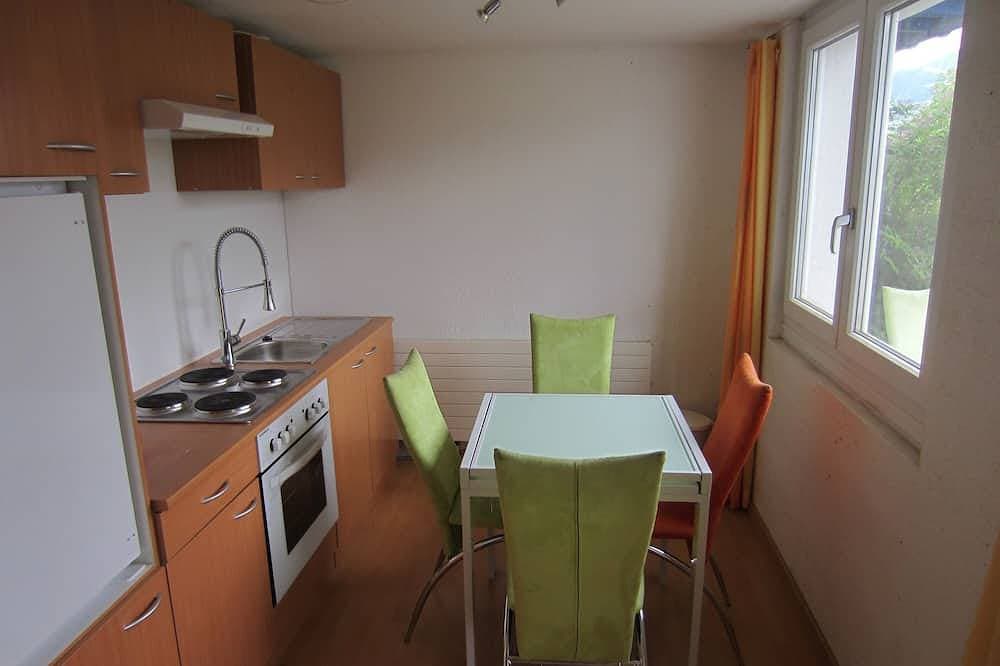 Foto 10 von 21: Einliegerwohnung in Einfamilienhaus mit herrlicher Aussicht auf See und Berge
