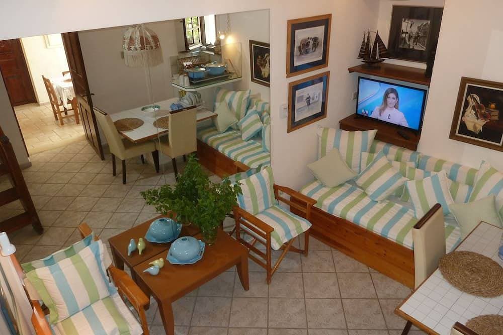 Foto 4 von 30: Farbige Lydia Suite, Pool, Patio, Dachterrasse, in der Nähe von Rethymno