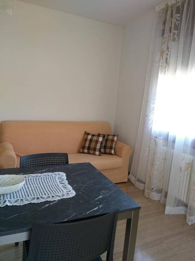 Foto 3 von 32: Three-Bedroom Apartment