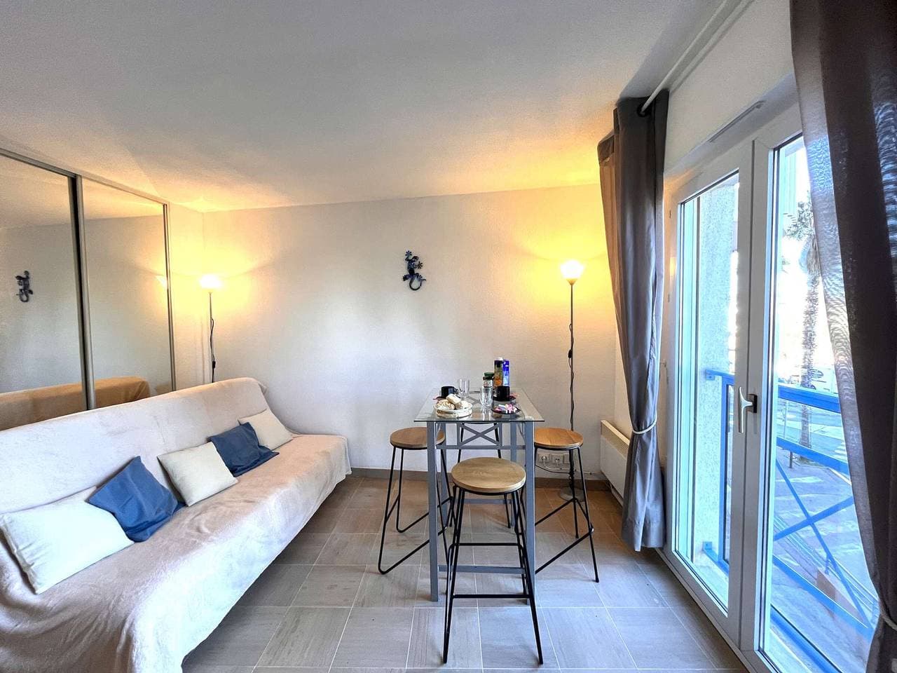 Foto 5 von 20: Studio-Kabine für 2 in Port Fréjus, nahe Strand, Internet inklusive