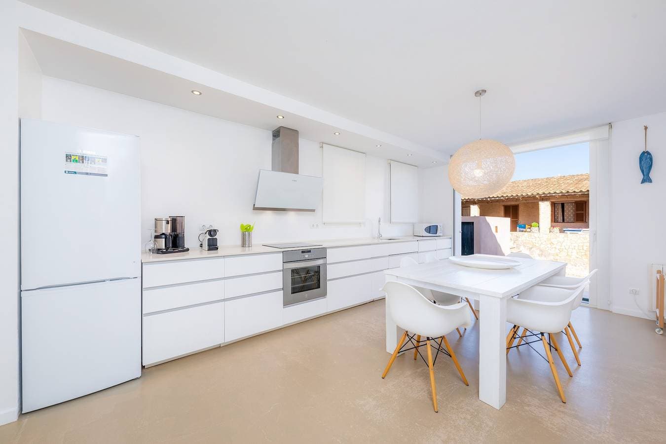Foto 11 von 31: Luxuriöses und modernes Ferienhaus "Port Nou Ca Na Cati" direkt am Meer