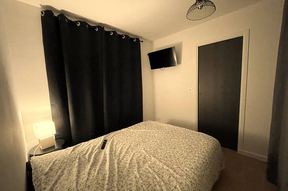 Foto 2 von 9: Cosy 2-room apartment with private parking