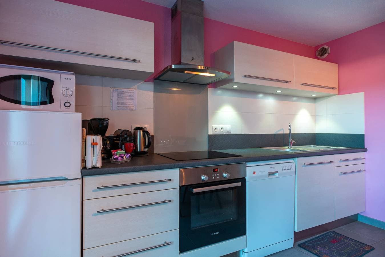 Foto 8 von 14: Ferienwohnung für 4 Personen mit Pool