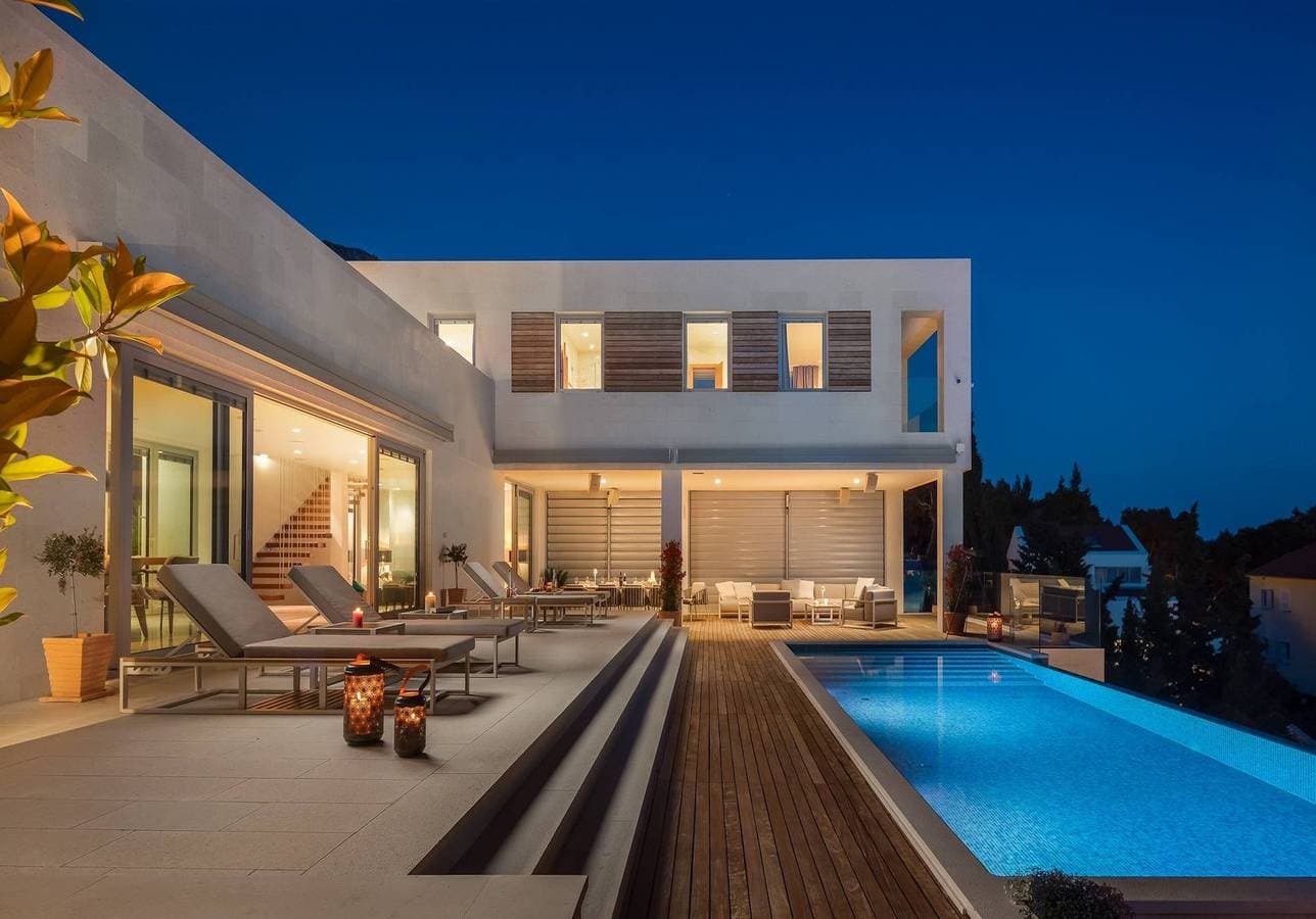 Villa 1