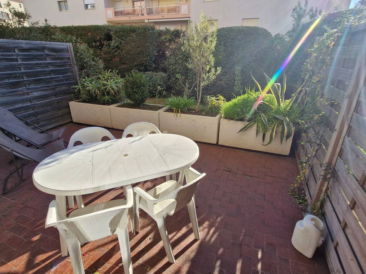 Foto 2 von 21: Studio mit Klimaanlage und Parkplatz, nahe Zentrum Sainte-Maxime