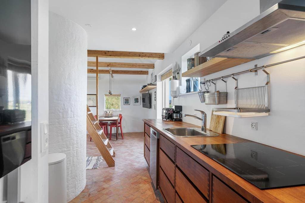 Foto 11 von 29: Einzigartiges Ferienhaus inklusive Wellenrauschen - 50 m Strand