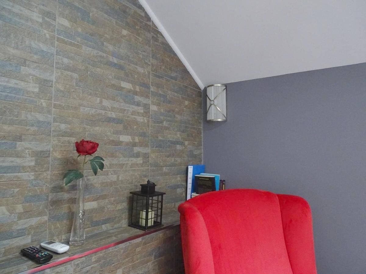 Foto 4 von 40: One-Bedroom Apartment